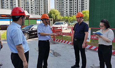 吴晓东副市长带队慰问AG一飞冲天中医院二期工地！